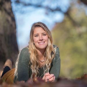 Meet your Posher, Natalie